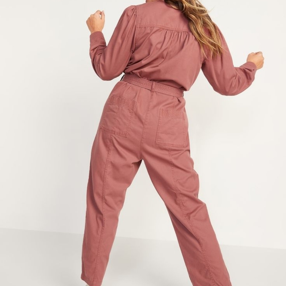 🆕️ NWT Long-Sleeve Zip-Front Cropped Utility Jumpsuit for Women in 'Dusty Pink' - Picture 7 of 14